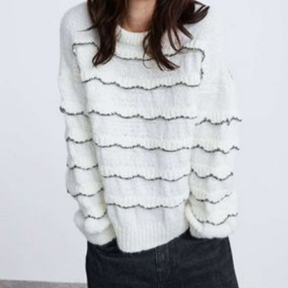 Zara Tops - Zara wool ruffle trims with metallic thread sweate